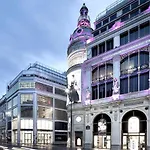 Charming Duplex Apt With Terrace In Central Paris